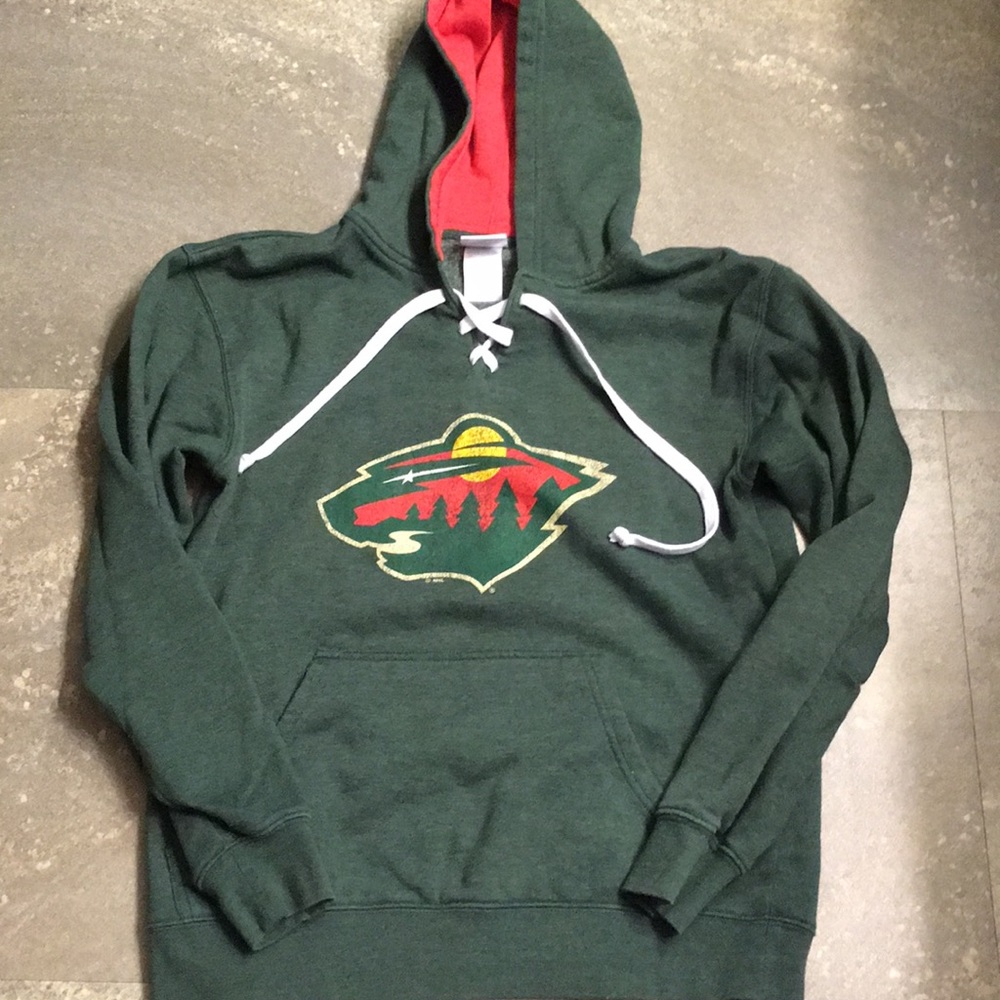 Minnesota Wild hooded sweatshirt size Medium